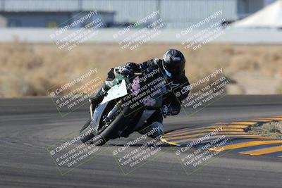 media/Dec-18-2022-SoCal Trackdays (Sun) [[8099a50955]]/Turn 4 (1pm)/